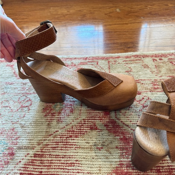 Free People Walk this Way Clog - Picture 5 of 9